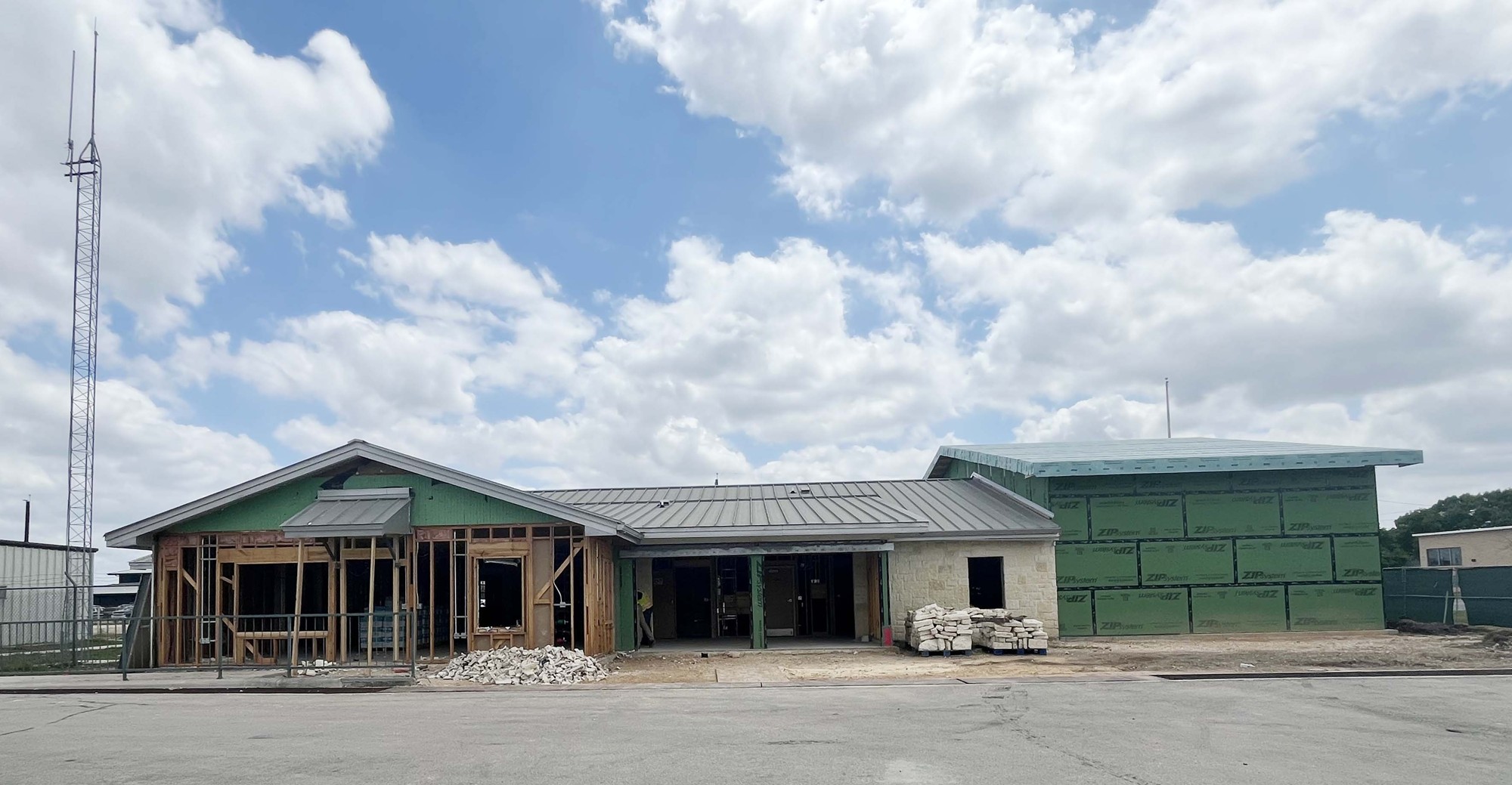 Image of Marion construction building, front view of building entrance.